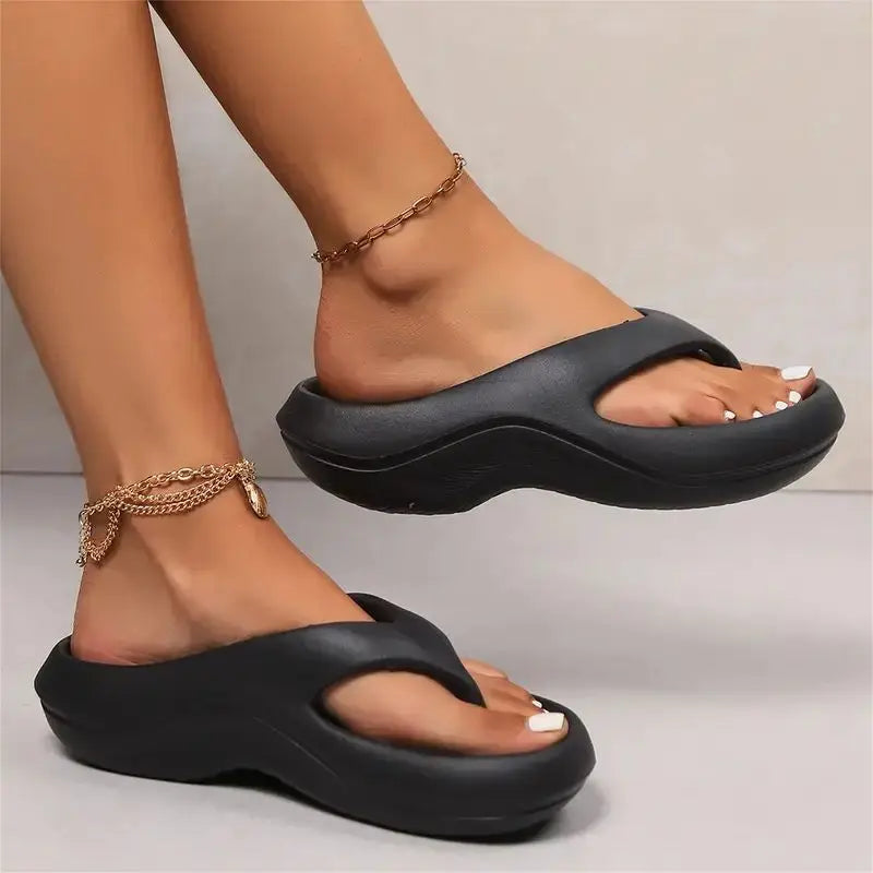 Claquette - Pieds En Mission